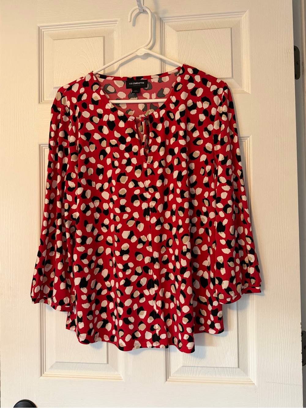 Liz Claiborne XL Red, Black & Tan Printed Tie-Neck Blouse
